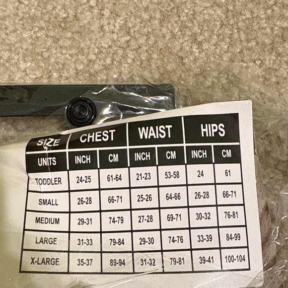 NWT Spooktacular Creations Fierce 3D Skeleton Halloween Costume Kids Sz (5-7 yr) - Picture 10 of 10